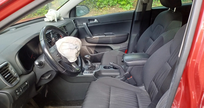 Kia Sportage cena 6500 przebieg: 137000, rok produkcji 2016 z Góra małe 137